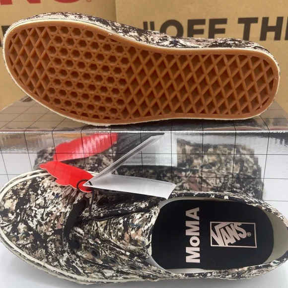 Vans Men’s Authentic
(Moma) Jackson Pollock Sneakers
VN0A2Z5|18K Abstract Black - Picture 5 of 16